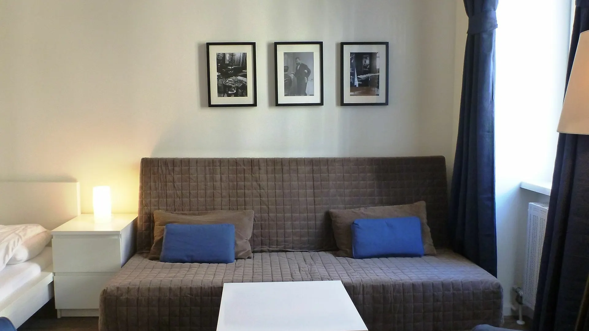 Flatprovider Comfort Eduard Apartment - Contactless Check In Wiedeń 0*,  Austria