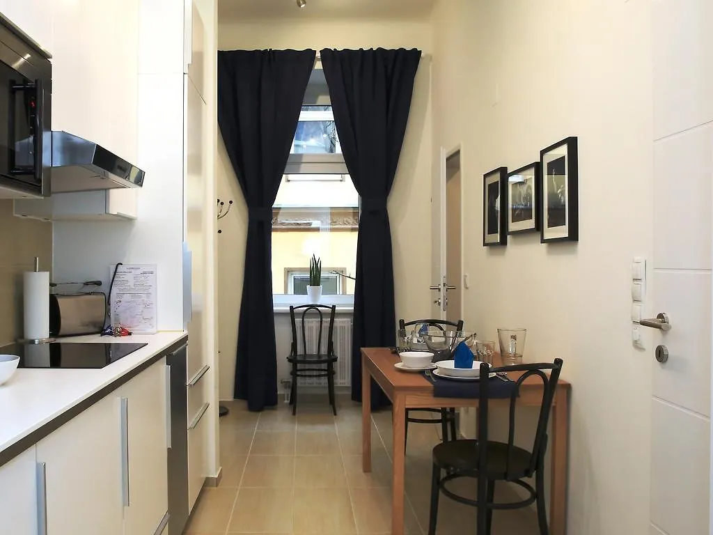Flatprovider Comfort Eduard Apartment - Contactless Check In Vienna Austria