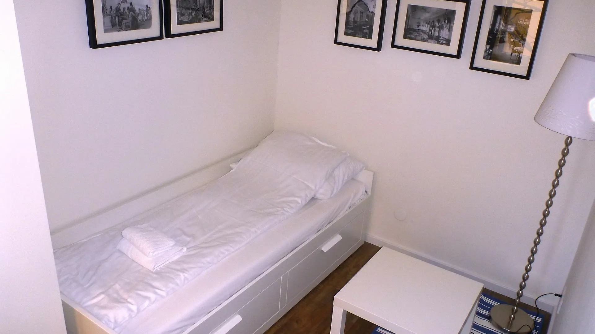 Flatprovider Comfort Eduard Apartment - Contactless Check In Vienna Austria